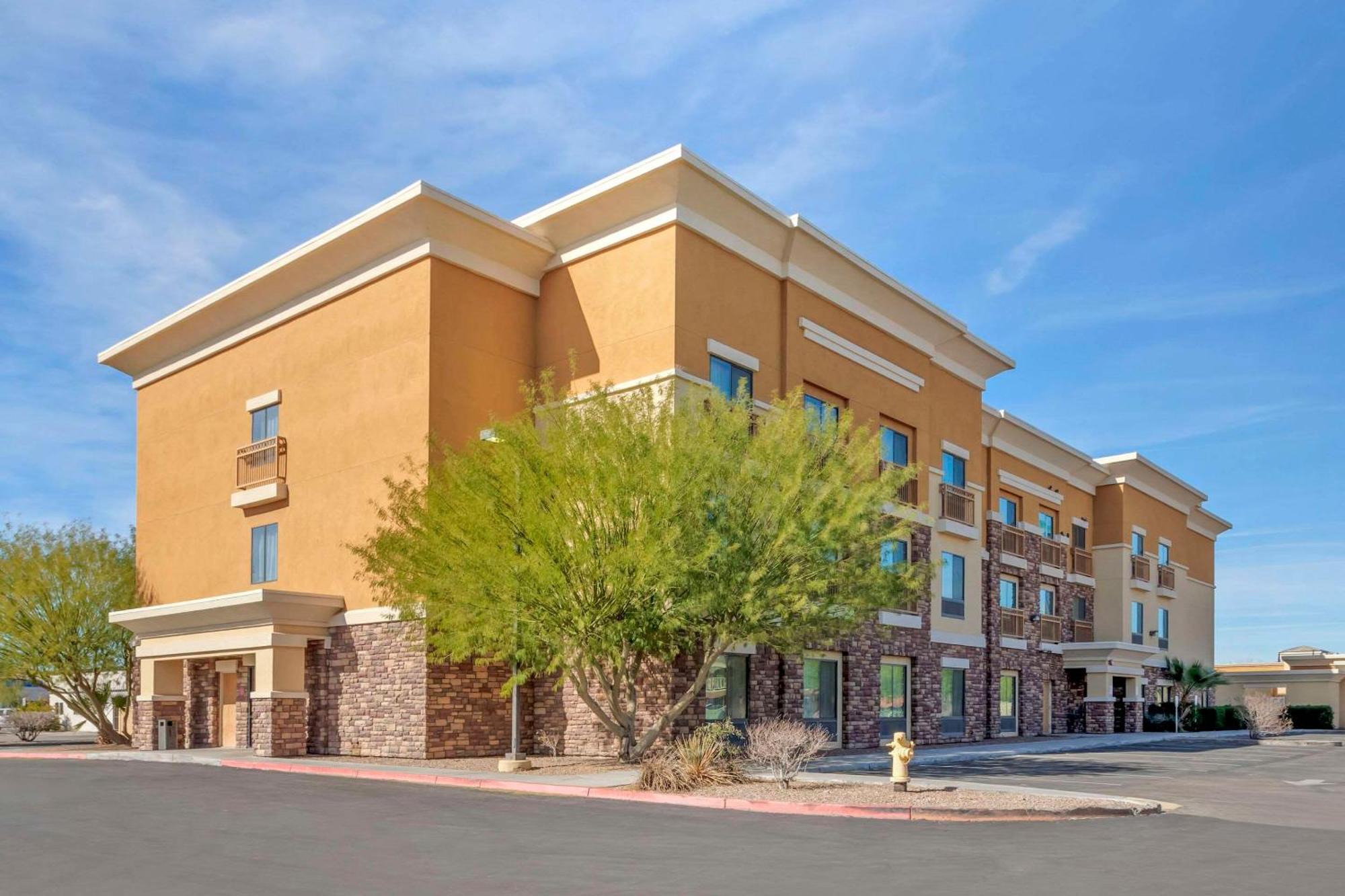 Comfort Suites Blythe Extérieur photo